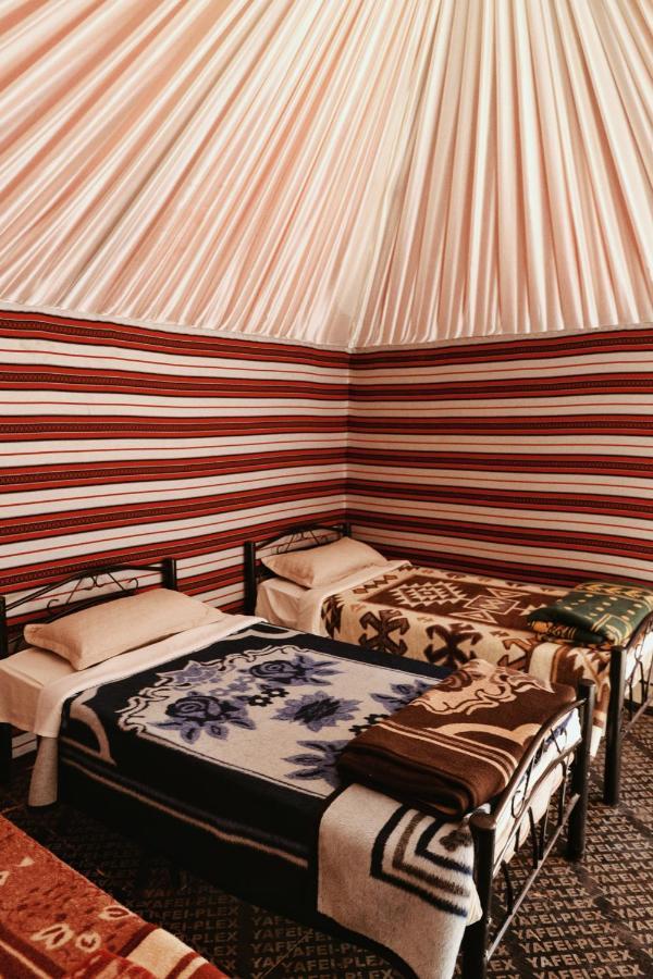 Wadi Rum Fire Camp Habitación foto