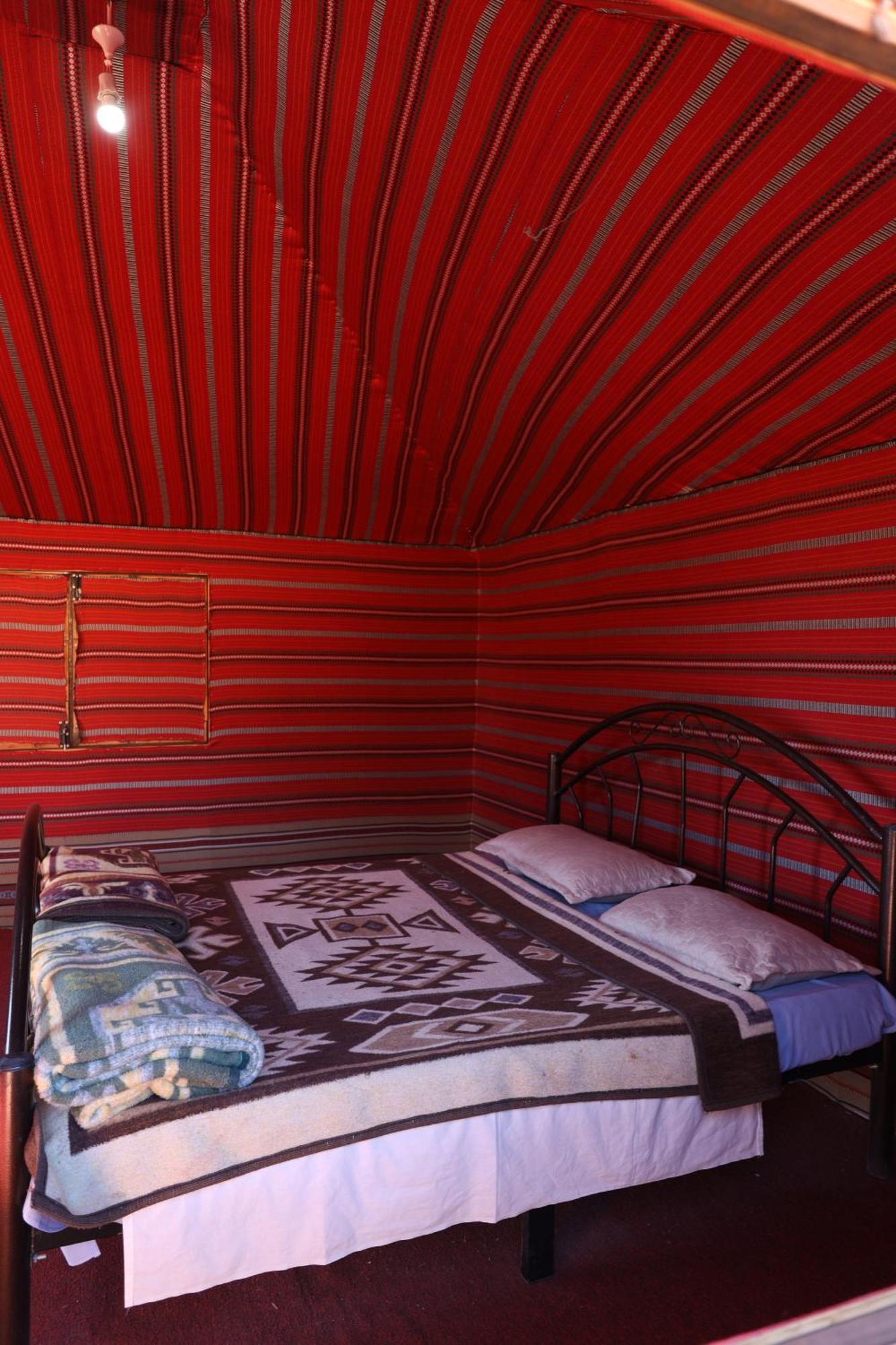 Wadi Rum Fire Camp Habitación foto