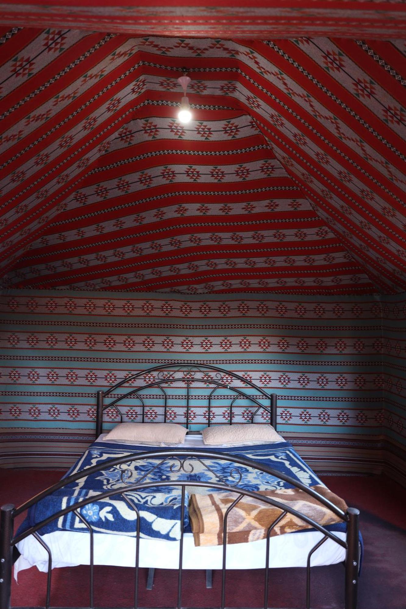 Wadi Rum Fire Camp Habitación foto